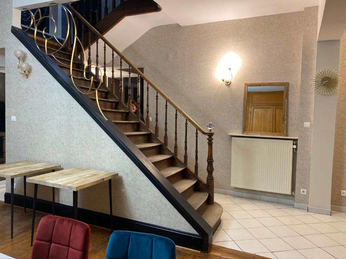 A La Villa Perroy Les Chambres Sont Spacieuses Et Les Petit-Dejeuners Offerts Dunkirk ภายนอก รูปภาพ